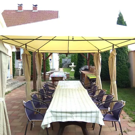 Koppi Haz Holiday home