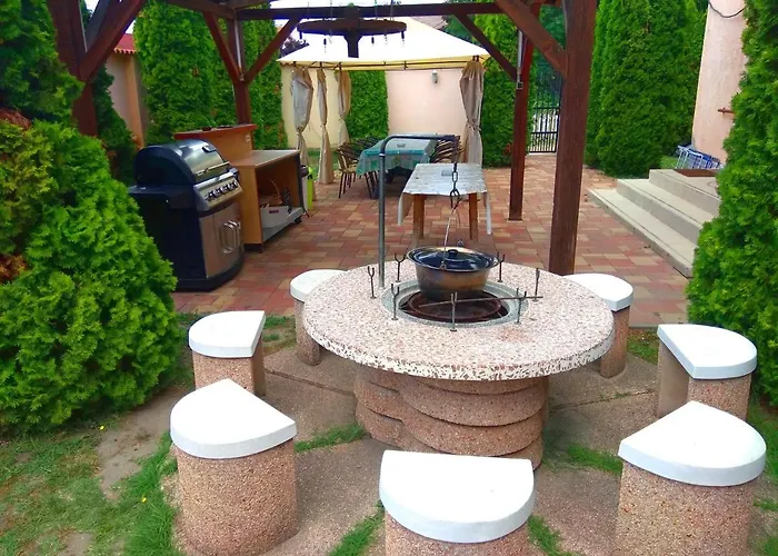 בית נופש Koppi Haz שיופוק