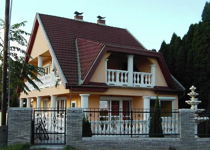 Koppi Haz Dom wakacyjny Siófok
